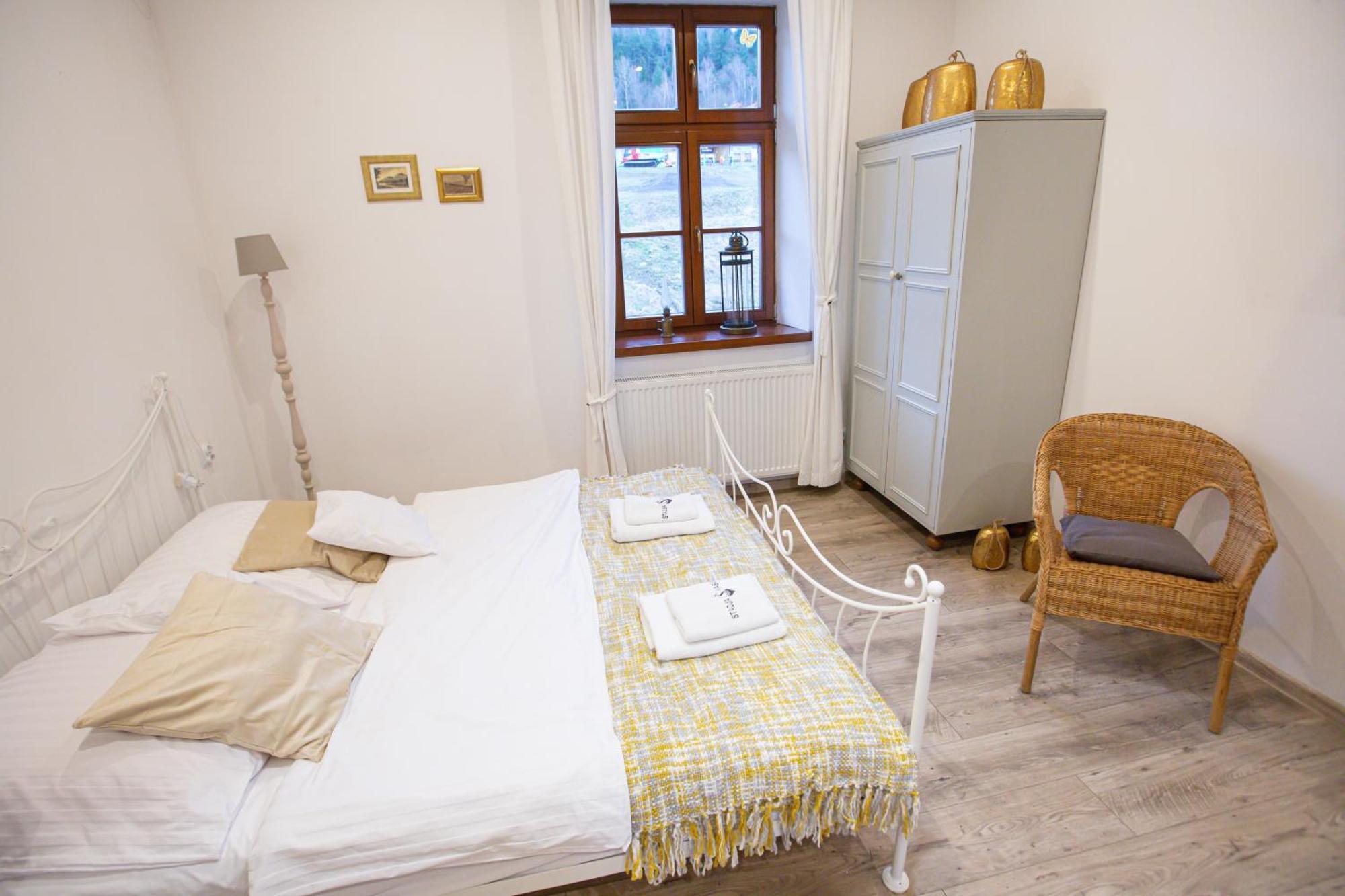 Apartamenty Stacja Kasina Kasina Wielka Εξωτερικό φωτογραφία