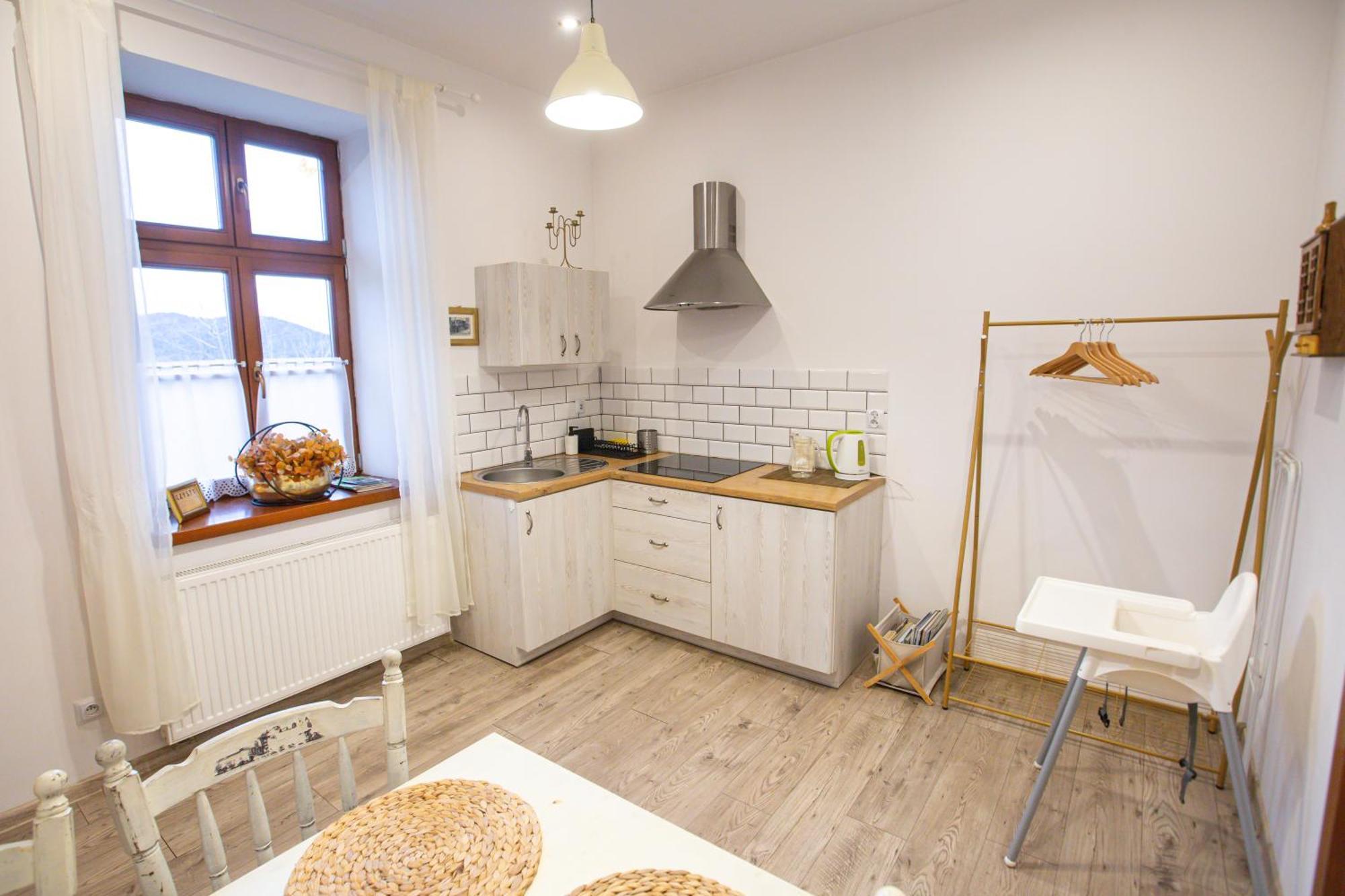 Apartamenty Stacja Kasina Kasina Wielka Εξωτερικό φωτογραφία